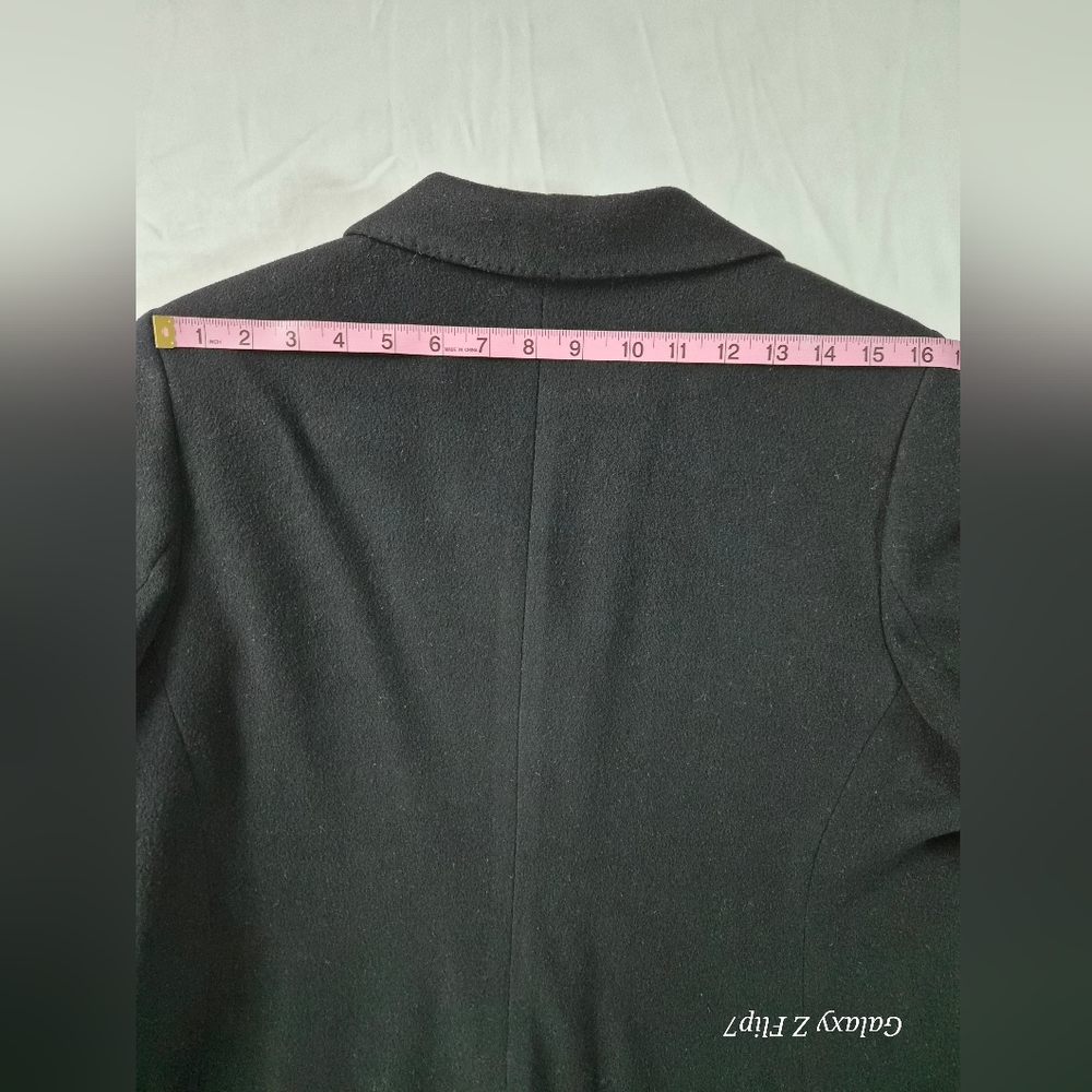 Classic Black Three-Button Wool Blend Blazer / Pe… - image 5